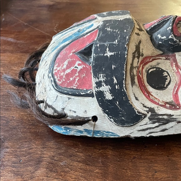 Humanoid Mask - Pacific Northwest - Picture 6 of 12